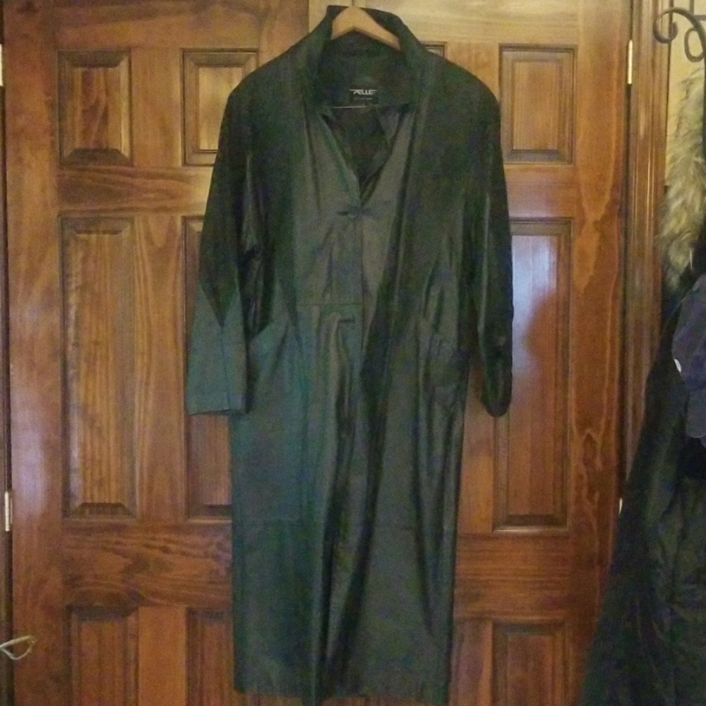 Pelle womans Large leather trench coat